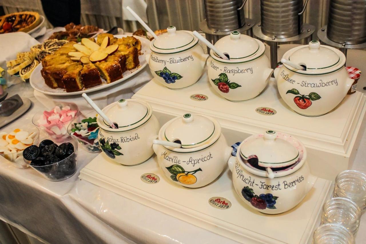 Hotel Loris - Valentini Family Village ベラーリア・イジェア・マリーナ エクステリア 写真